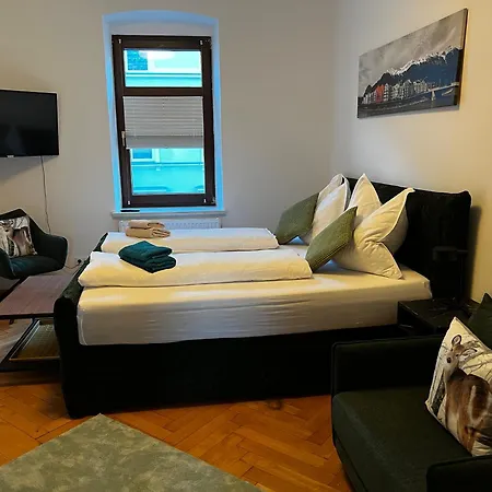 Anton Apartment *