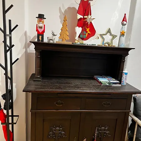 Anton * インスブルック